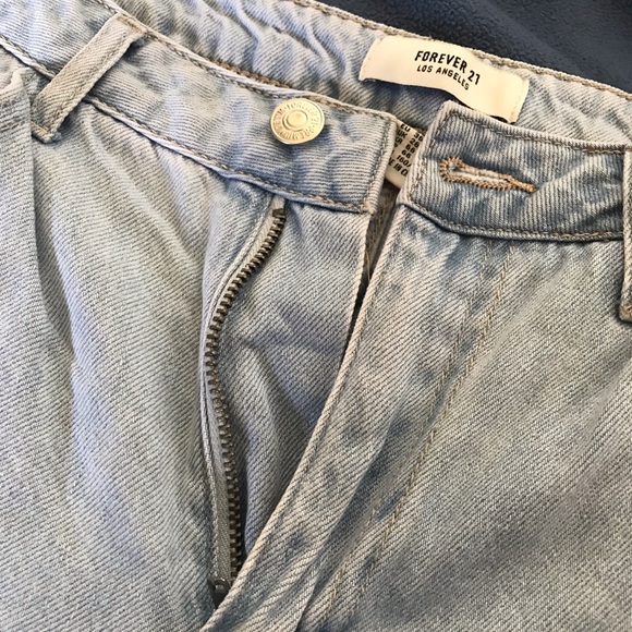 Forever 21 Light Blue Mom Jeans - Picture 3 of 13